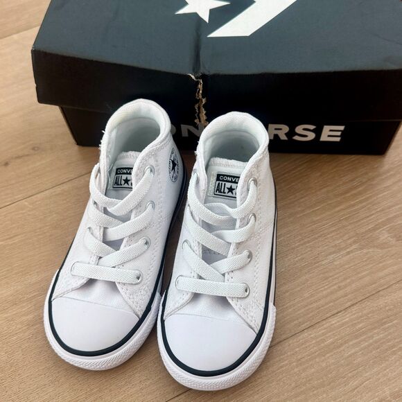 Converse Chuck Taylor All Star Madison Sneakers - Little Kids 7 - NEW in BOX - Picture 3 of 8